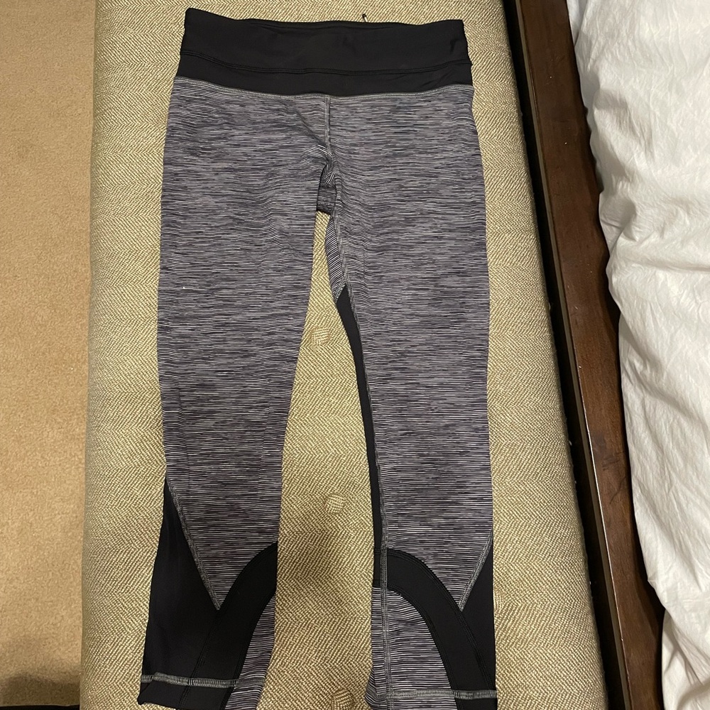 Lulu lemon cropped pants